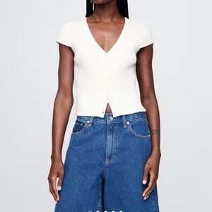 NWOT Gap Cropped Rib Cardigan